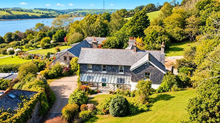 6 Bedroom Detached House For Sale In Weir Quay, Yelverton, Devon, PL20