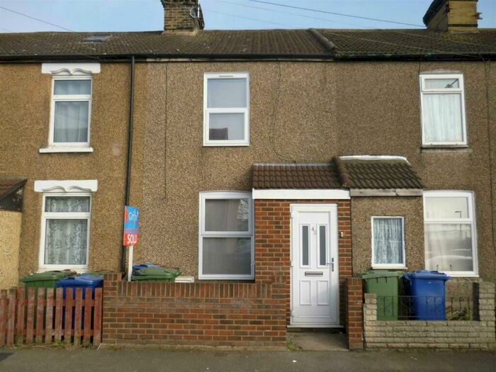3 Bedroom Terraced House To Rent In Flint Street, Grays, RM20