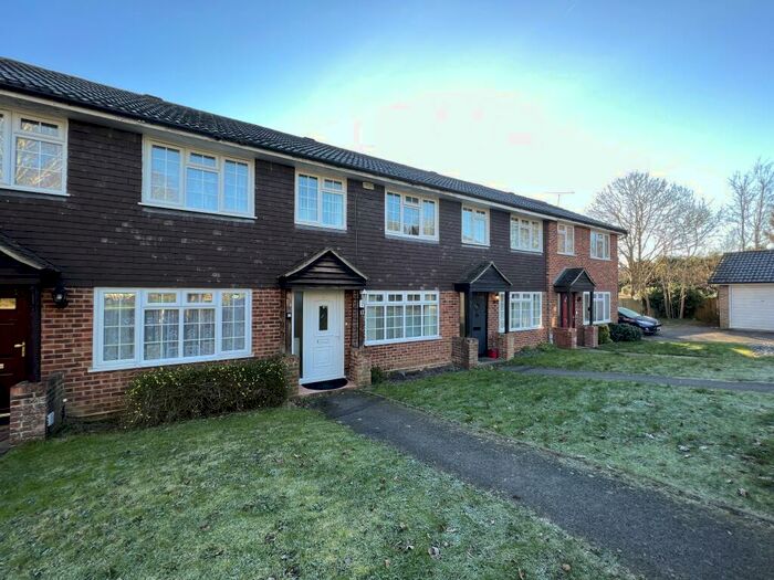 3 Bedroom Terraced House To Rent In Christie Close, Lightwater, Surrey, GU18
