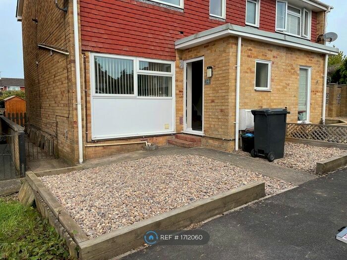 3 Bedroom Semi-Detached House To Rent In Thatcham Park, Yeovil, BA21