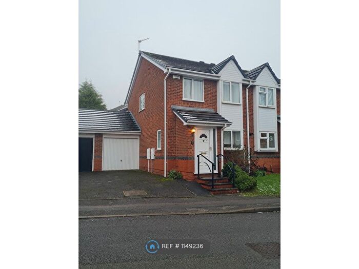 3 Bedroom Semi-Detached House To Rent In Gleadsmoss Lane, Oakwood, Derby, DE21