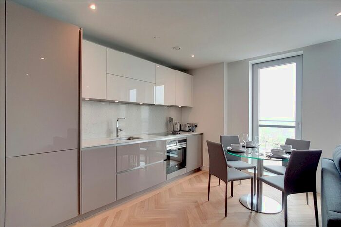 Studio To Rent In Southwark Bridge Road, London, SE1