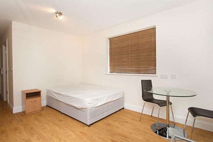 Studio To Rent In Bunns Lane, Mill Hill, London, NW7