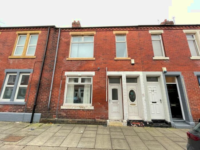 1 Bedroom Flat To Rent In Collingwood Street, West Park, South Shields, Tyne And Wear, NE33