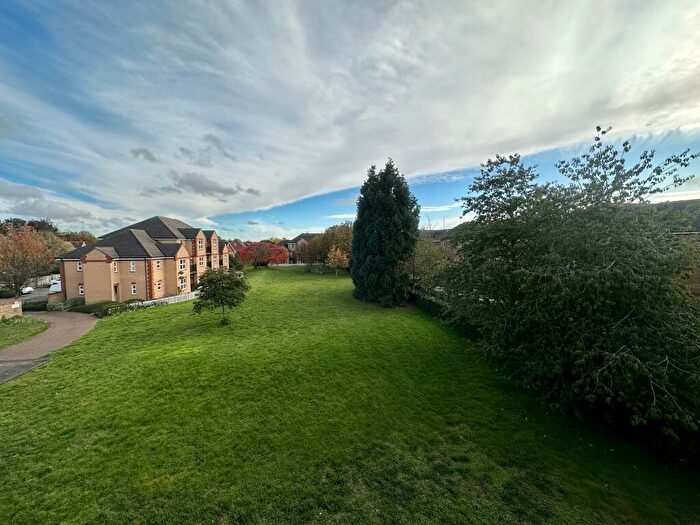 2 Bedroom Flat To Rent In College Fields, Woodhead Drive, Cambridge, CB4