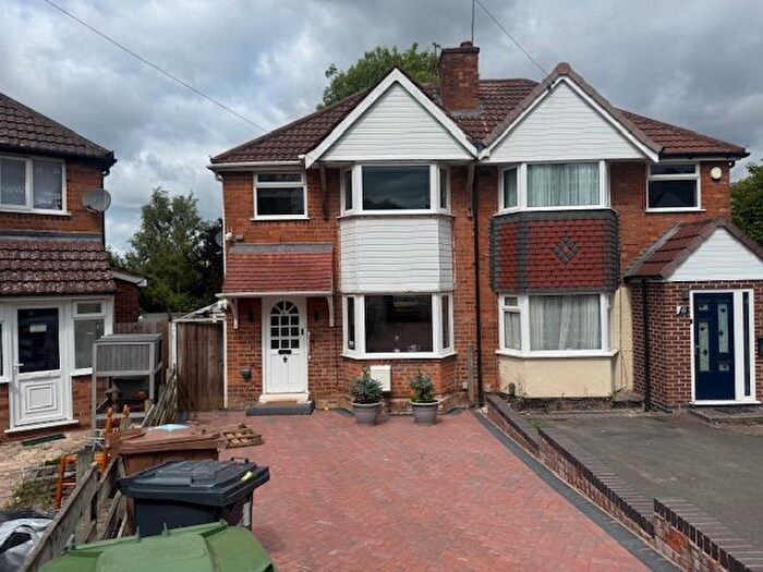 3 Bedroom Property To Rent In Wiseacre Croft, Shirley, Solihull, B90