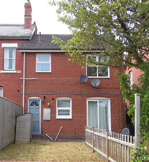 2 Bedroom Flat To Rent In Queens Hill Gardens, Hereford, HR4