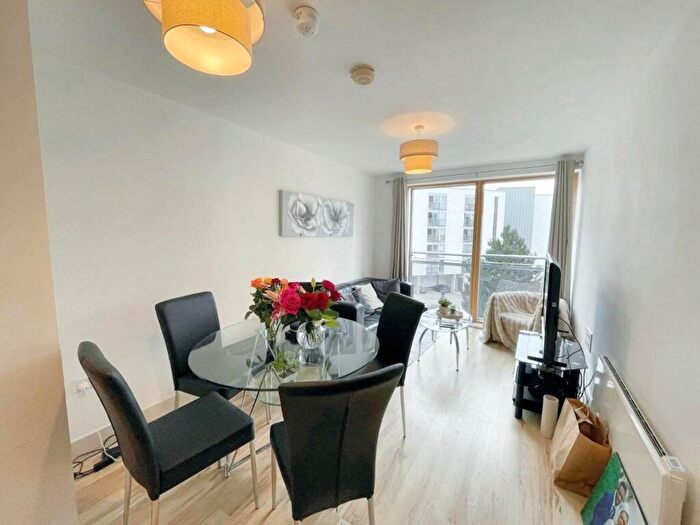 2 Bedroom Apartment For Sale In Vie Building, Castlefield, M3