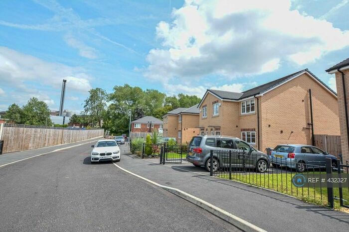 3 Bedroom Semi-Detached House To Rent In Magna Drive, Manchester, M8