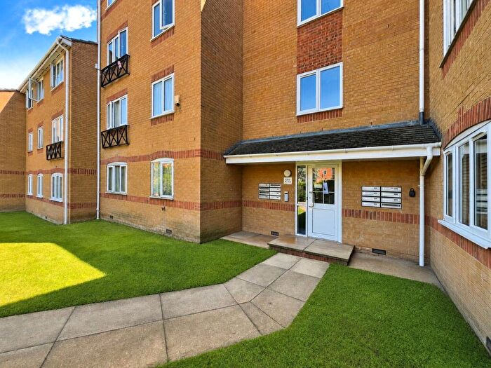 1 Bedroom Apartment For Sale In Ascot Court, Aldershot, Hampshire, GU11