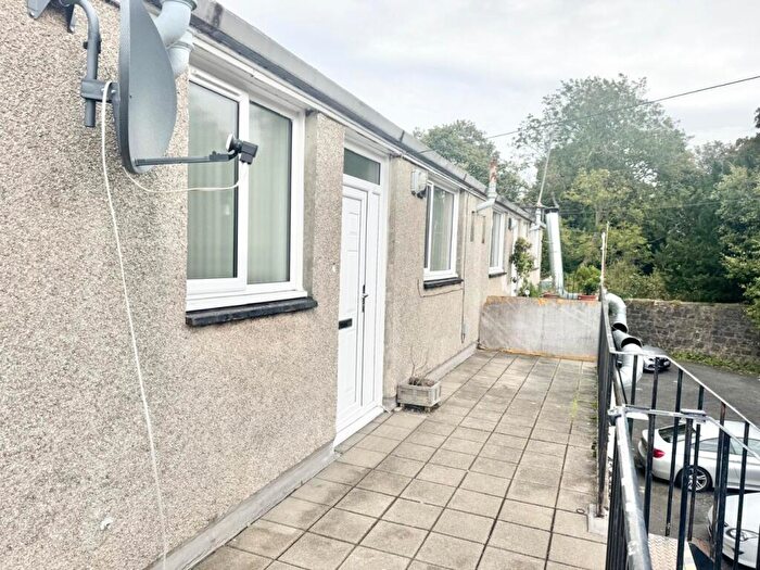 2 Bedroom Flat To Rent In Maggies Wood Loan, Falkirk, FK1