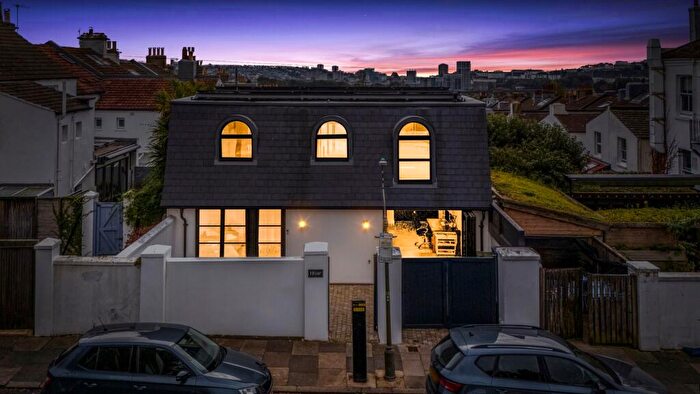 2 Bedroom Detached House For Sale In Lucerne Lodge, Lucerne Road, Brighton, BN1