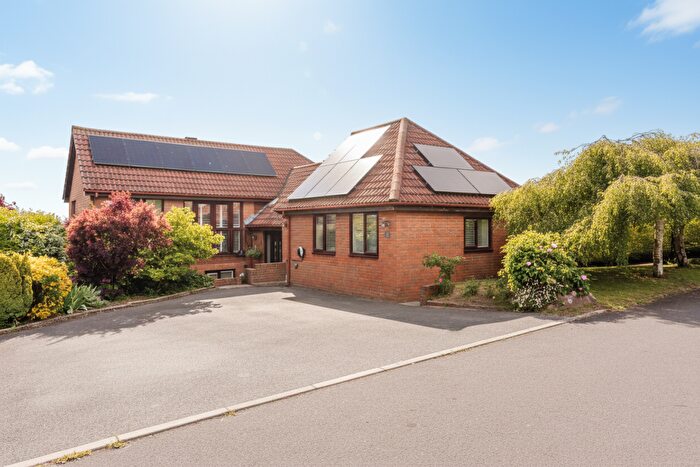 4 Bedroom Detached House For Sale In Cabot Rise, Portishead, BS20