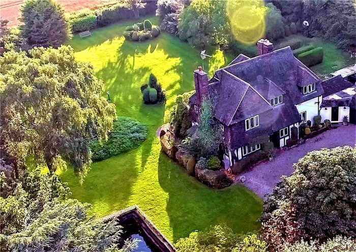 4 Bedroom Detached House For Sale In Church Road, Hale Village, Liverpool, L24