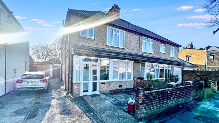 3 Bedroom Semi-Detached House For Sale In Heathdale Avenue, Hounslow, TW4