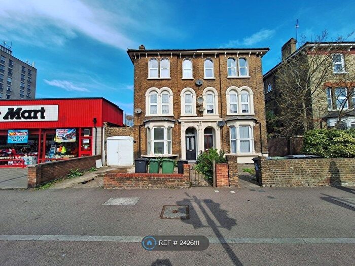 2 Bedroom Flat To Rent In Lea Bridge Road, London, E10