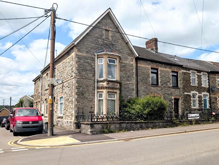 1 Bedroom Flat To Rent In School Street, Pontyclun, CF72