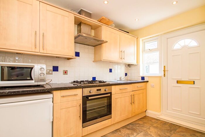 1 Bedroom Flat To Rent In Godstow Road, Wolvercote, OX2