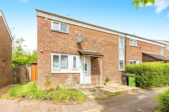 3 Bedroom End Of Terrace House For Sale In Shelley Road, Wellingborough, NN8