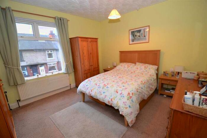 3 Bedroom Terraced House For Sale In First Street, Low Moor, Bradford, BD12