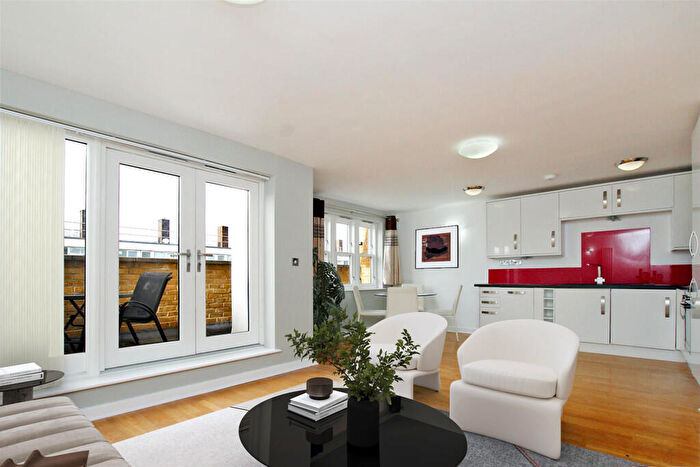 2 Bedroom Apartment To Rent In Cosmo Apartments, Westport Street, Stepney Green, London, E1