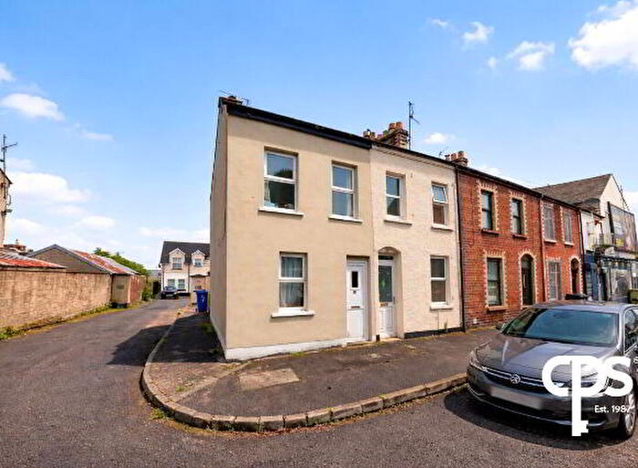 2 Bedroom Mid Terraced House For Sale In Upper Bennett Street, Derry, BT48