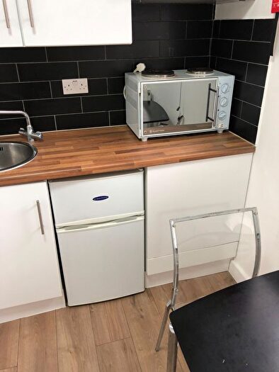 1 Bedroom Studio To Rent In Burnside Road, Becontree, Dagenham, RM8