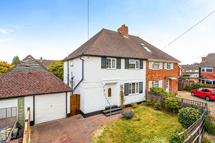3 Bedroom Semi Detached House For Sale In Orchard Close, Hereford, HR4