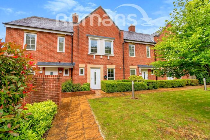 3 Bedroom Town House To Rent In Chilbolton Avenue, Winchester, SO22