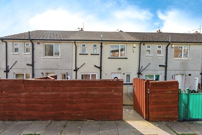 3 Bedroom Terraced House For Sale In West Bank Rise, Keighley, BD22