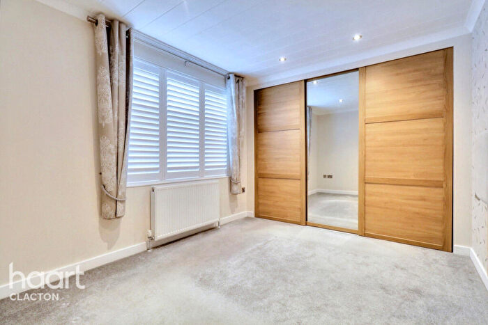 2 Bedroom Detached Bungalow For Sale In Oakleigh Residential Park, Clacton-on-Sea, CO16