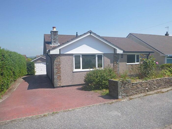 3 Bedroom Detached Bungalow To Rent In Penmead Road, Delabole, PL33