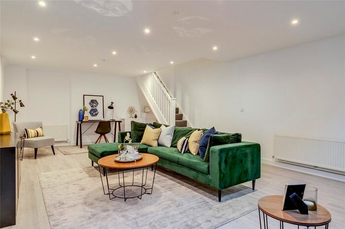 5 Bedroom Terraced House For Sale In Dawes Road, Fulham, SW6