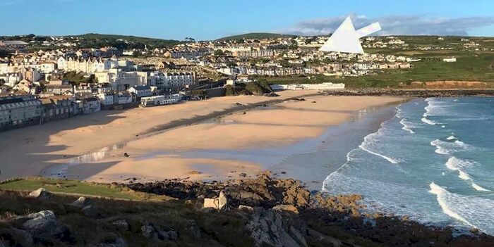 2 Bedroom Flat For Sale In Carthew, St Ives, Cornwall, TR26