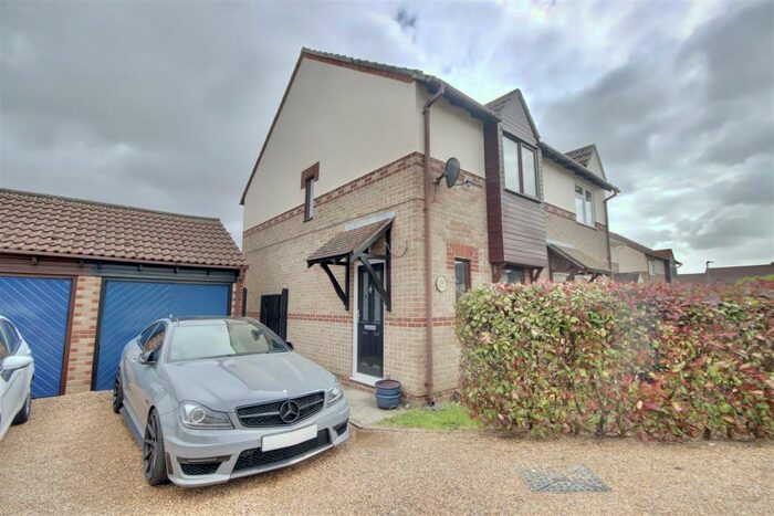 2 Bedroom End Of Terrace House To Rent In Marston Lane, Portsmouth, PO3