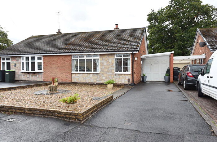 2 Bedroom Semi-Detached Bungalow For Sale In Kingswinford, Greencroft, DY6
