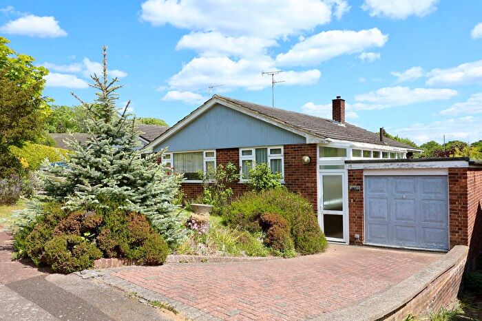 2 Bedroom Detached Bungalow For Sale In Kendal Park, Tunbridge Wells, TN4