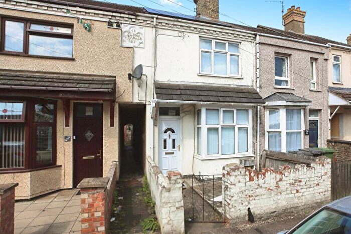3 Bedroom Terraced House For Sale In Gladstone Street, Peterborough, PE1