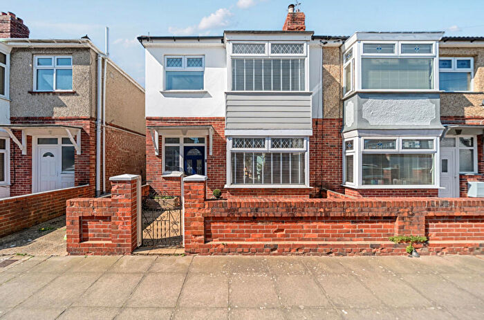 3 Bedroom Semi Detached House For Sale In Randolph Road, Portsmouth, Hampshire, PO2