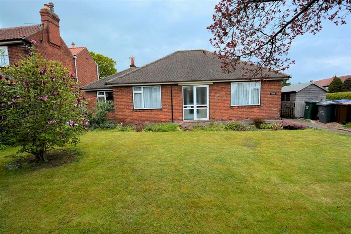2 Bedroom Detached Bungalow To Rent In Whitehouse Farm, Leeds Road, Thorpe Willoughby, Selby, YO8