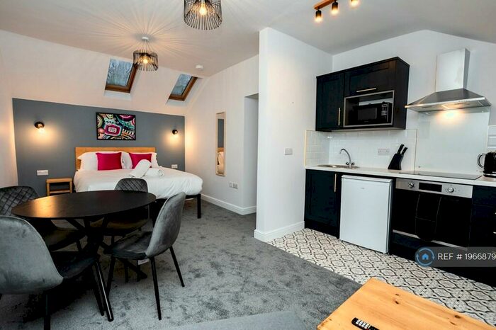 Studio To Rent In Thorne Road, Doncaster, DN1