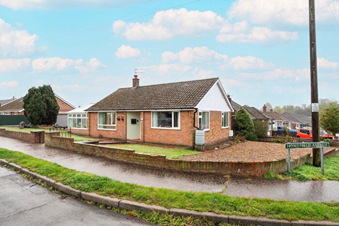 2 Bedroom Detached Bungalow For Sale In Homefield Avenue, Bradwell, NR31