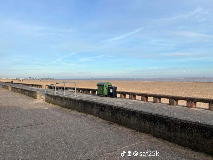 1 Bedroom Flat For Sale In Lowestoft Court Apartments, London Road South, Lowestoft, NR33