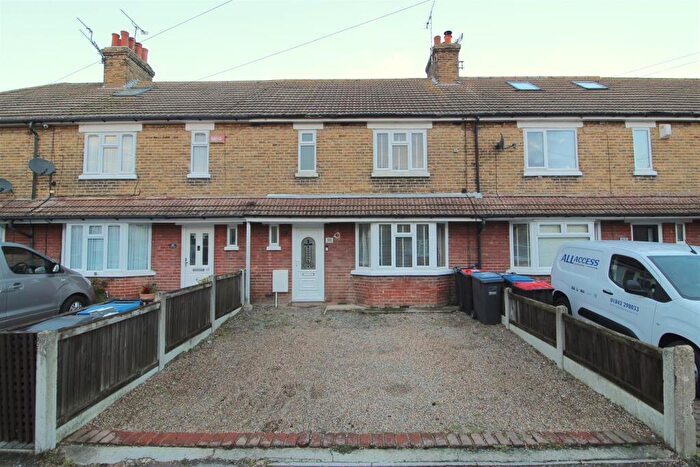 2 Bedroom Terraced House For Sale In Norman Road, Broadstairs, CT10