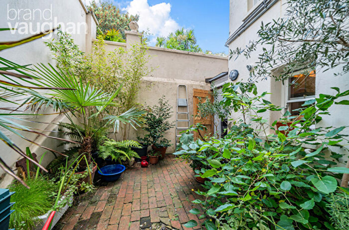 1 Bedroom Flat To Rent In Sillwood Road, Brighton, BN1
