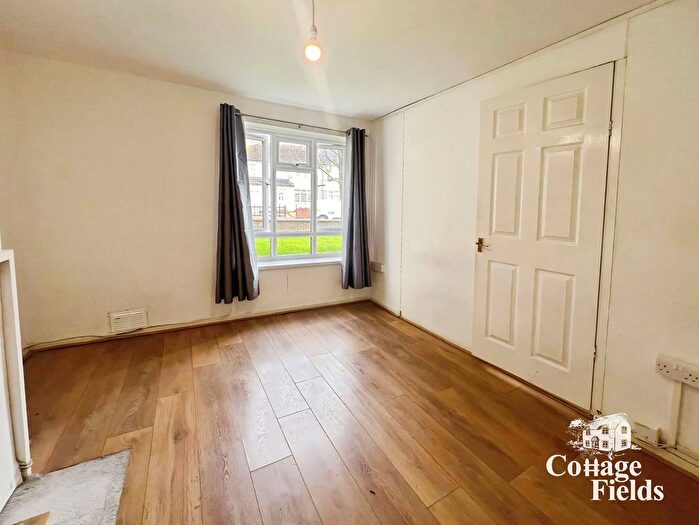 1 Bedroom Property To Rent In Southbury Avenue, Enfield, EN1
