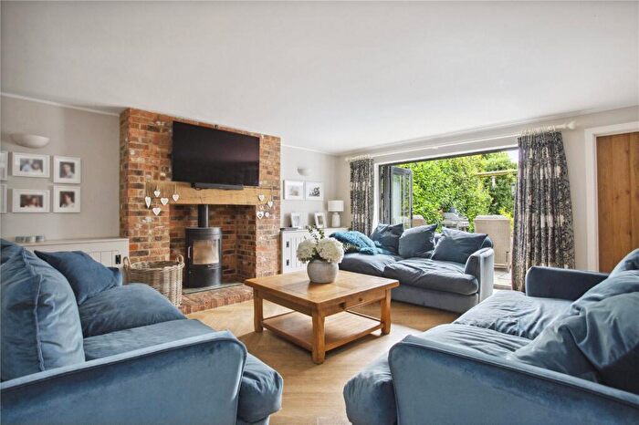 5 Bedroom Detached House For Sale In Park View, Bookham, KT23
