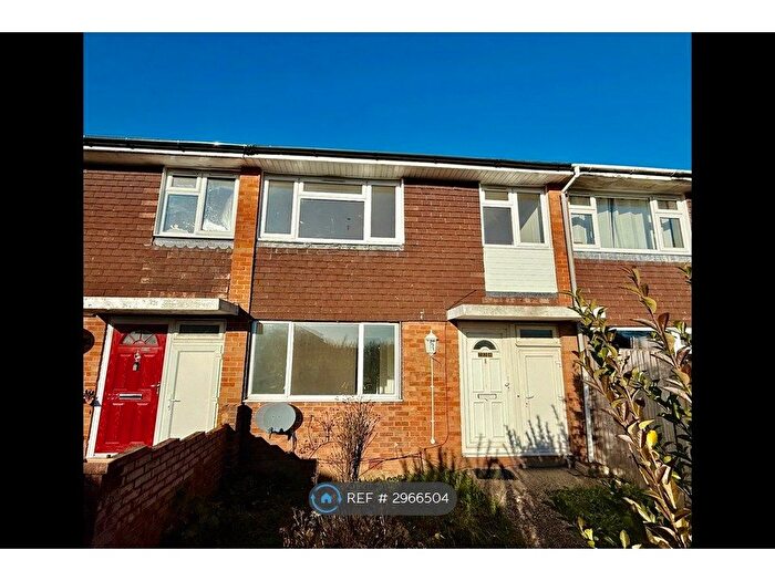 4 Bedroom Terraced House To Rent In Sandy Hill Road, Farnham, GU9