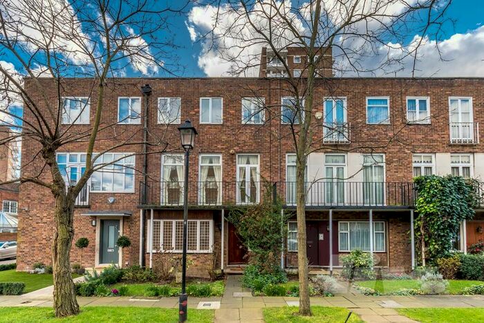 5 Bedroom House To Rent In Middlefield, St Johns Wood, NW8