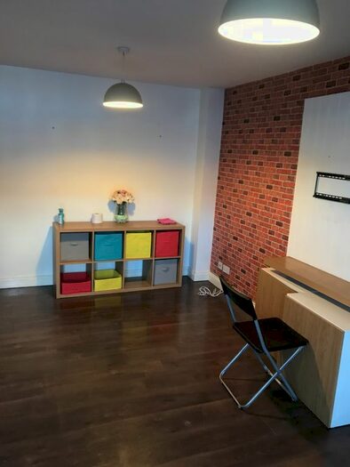 2 Bedroom End Of Terrace House To Rent In Guild Road, Erith, Kent, DA8